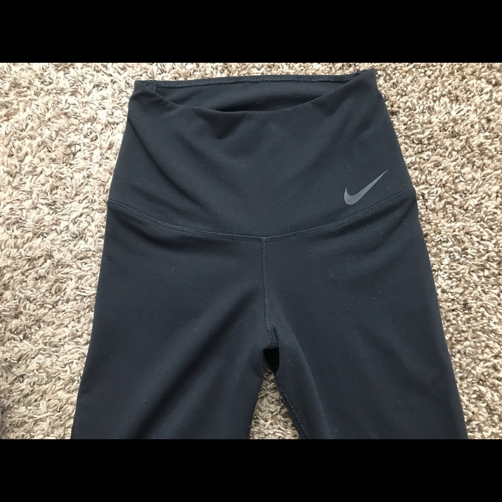 Nike drifit highrise leggings size xsmall